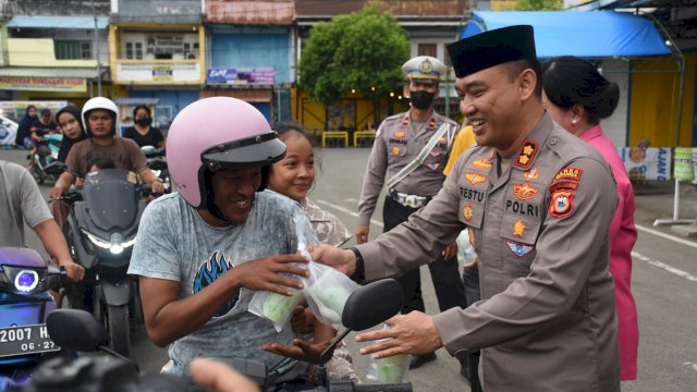 istimewa