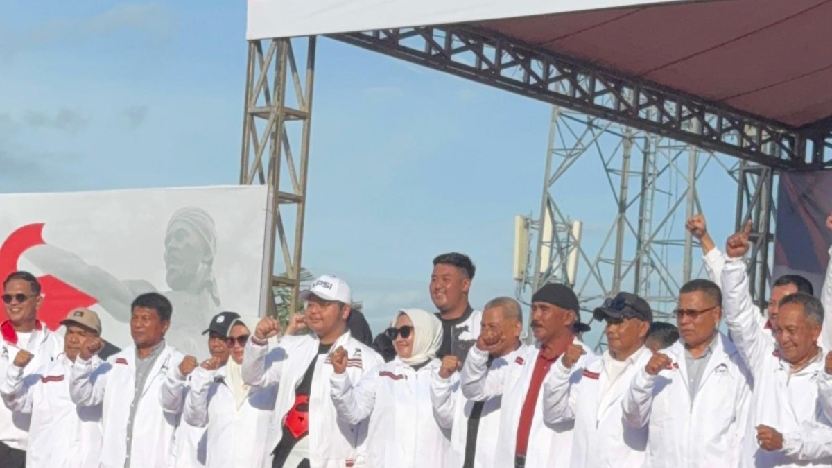 Deretan Politisi dan Pengusaha di Pinrang Ramai-ramai Gabung PSI