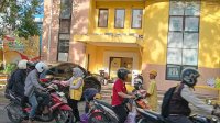 Golkar Makassar Bagi-bagi Takjil Setiap Hari Selama Ramadan