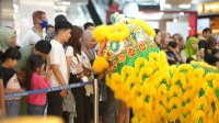 Pertunjukan Barongsai Ramaikan Perayaan Imlek di Mal Ratu Indah dan NIPAH PARK
