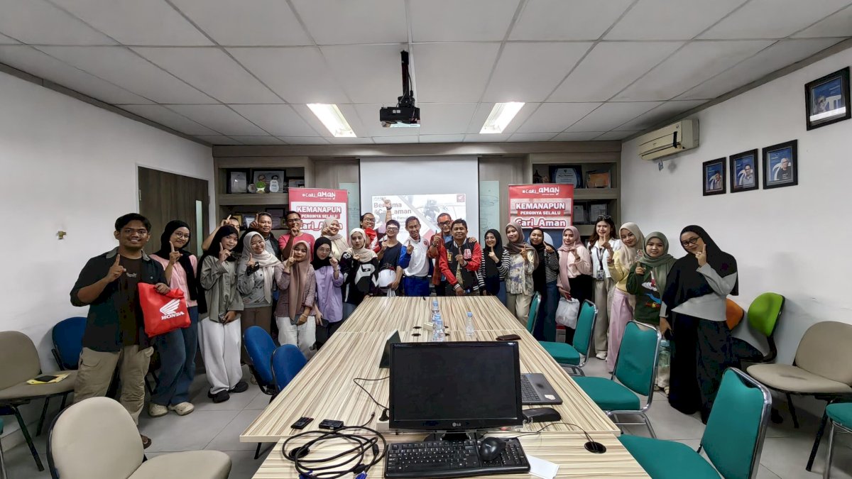 Edukasi Safety Riding Asmo Sulsel Kembali Menyasar Karyawan di Makassar