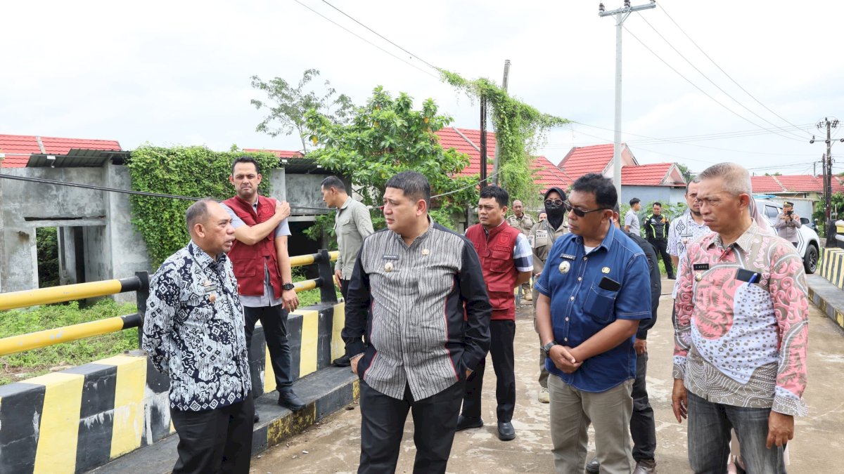 Tinjau Blok 10 Antang, Wali Kota Munafri Siapkan Solusi Komprehensif Atasi Banjir