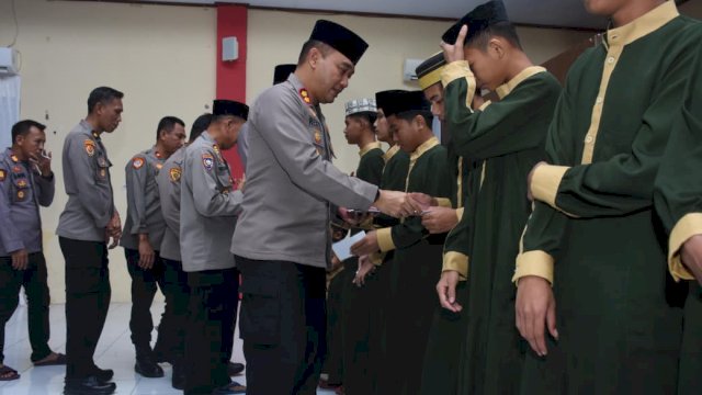 istimewa