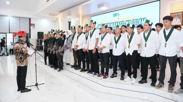 Pelantikan pengurus HMI-KOHATI Gowa Raya. Foto: Istimewa.