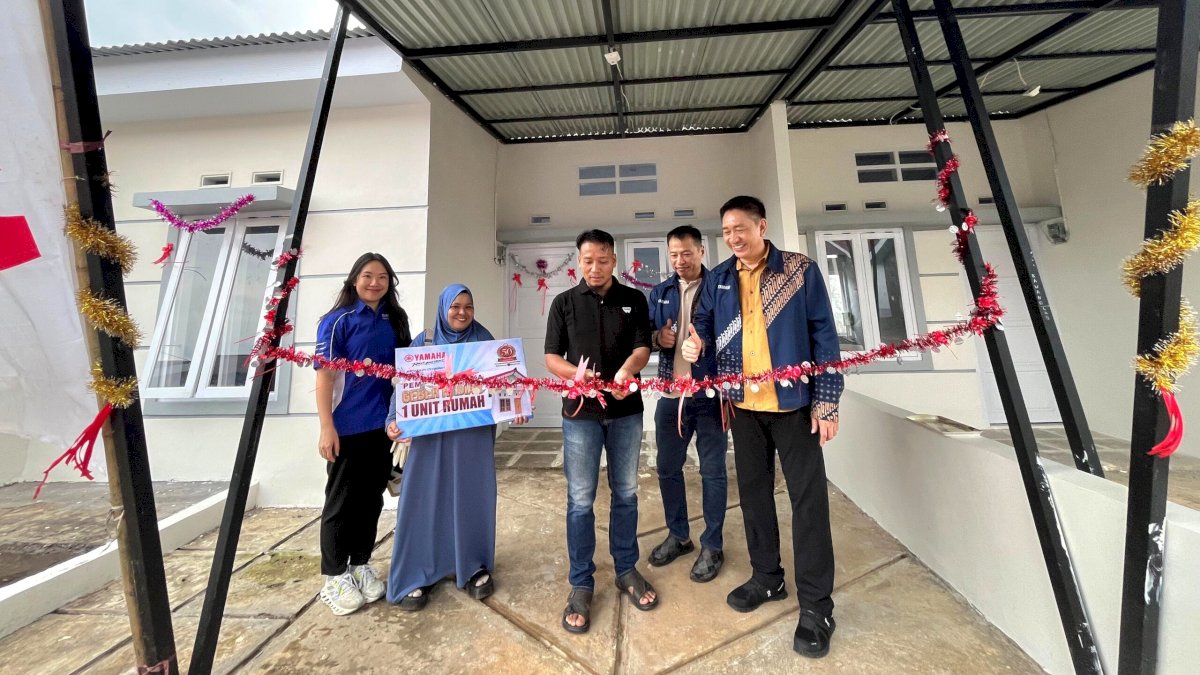 Konsumen Asal Makassar Beli Motor Yamaha Gear Dapat Rumah dari Program Geber SJAM