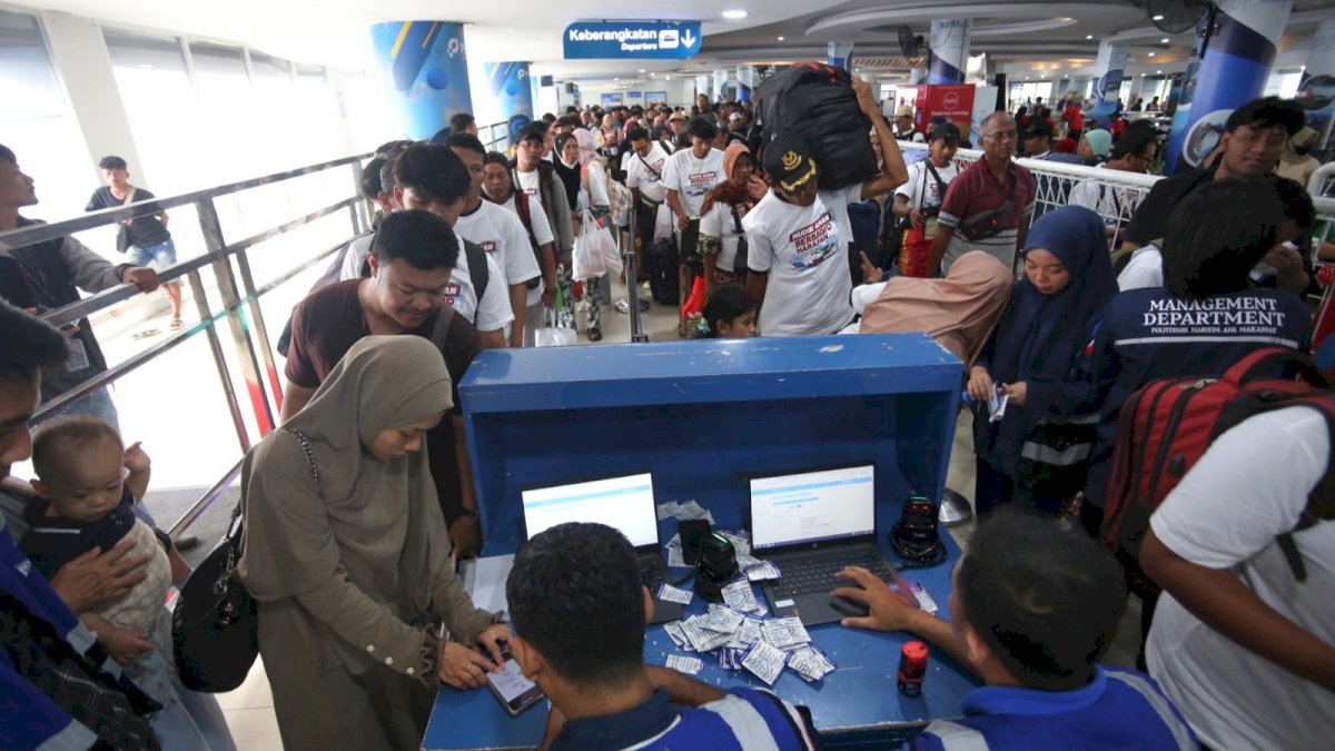 Makassar dan Balikpapan Dominasi Arus Mudik Pelindo Regional 4