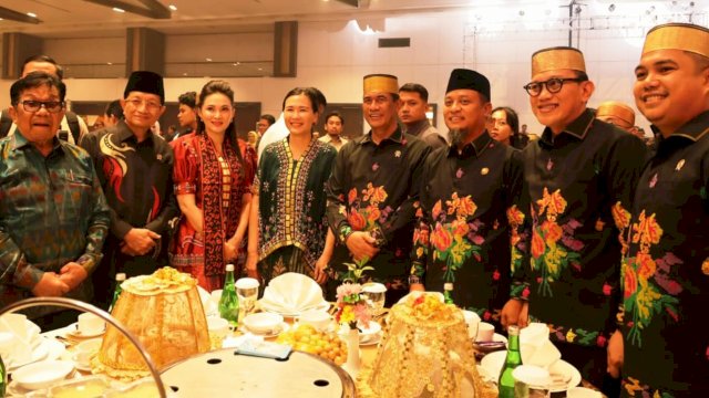 istimewa