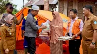 Pemkab Jeneponto Salurkan Bantuan Pangan dari Donasi ASN untuk Warga Prasejahtera