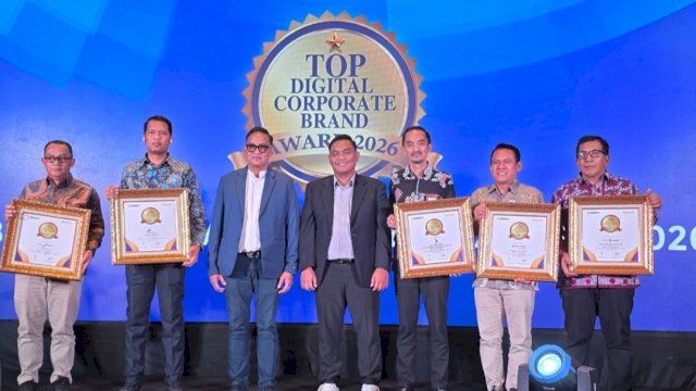 Bank Sulselbar raih penghargaan Top Digital Corporate Brand Award 2026. Foto: Istimewa.