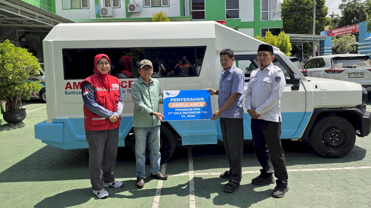 PT Vale Tingkatkan Layanan Darurat di Kolaka Lewat Bantuan Ambulans