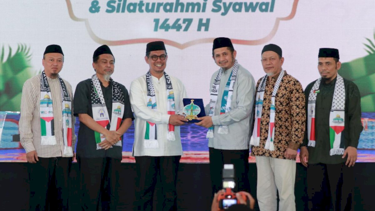 Gelorakan Spirit Siri’ na Pacce, Kyai Zaitun Rasmin Ajak Umat Tak Sekadar Diam Lihat Al-Aqsha Terluka