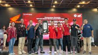 Dukung PSM Makassar, Asmo Sulsel Serahkan 15 Unit Sepeda Motor Honda