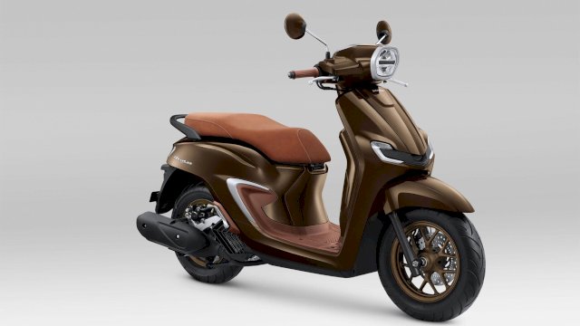 Warna baru Royal Brown Honda Stylo 160. Foto: Istimewa.