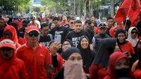 May Day 2026, Wali Kota dan Wakil Wali kota Makassar Fun Walk Bersama Serikat Buruh dan Pekerja