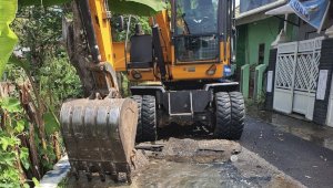 Perumda Air Minum Makassar Perbaiki Pipa Utama 600 MM di Gowa, Mobil Tangki Disiagakan untuk Wilayah Terdampak