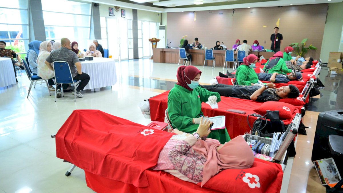 Perumda Air Minum Makassar Gelar Donor Darah, Puluhan Kantong Darah Terkumpul