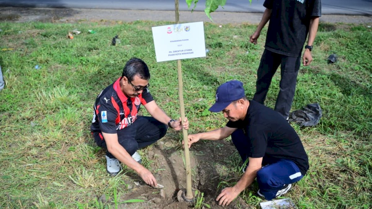 Hadiri Penanaman Pohon Bersama KNPI, Plt Dirut PDAM Andi Syahrum Dorong Penghijauan Kota