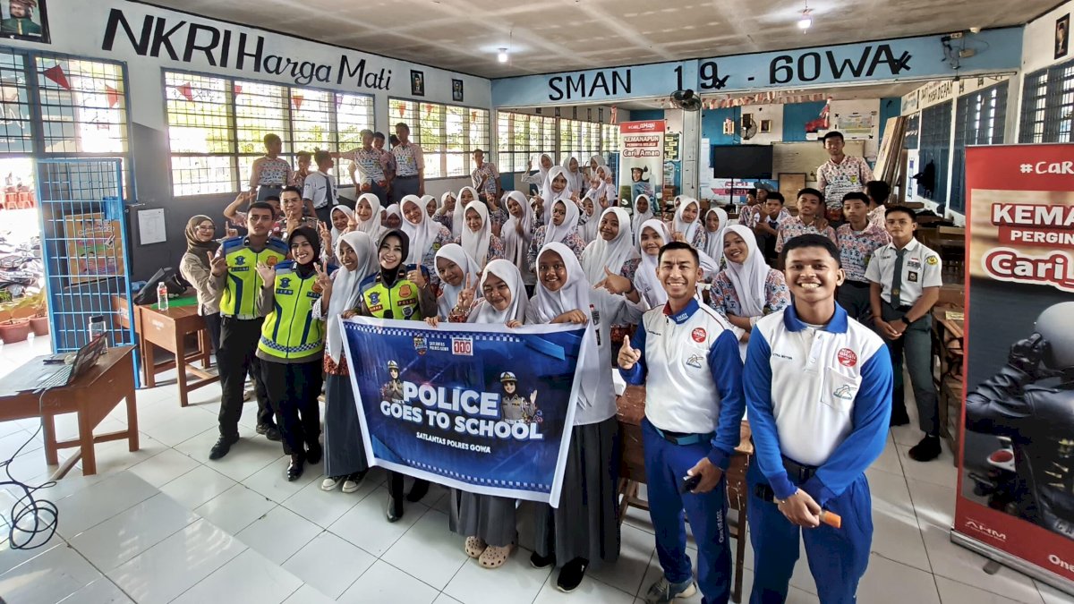 Asmo Sulsel Bersama Satlantas Polres Gowa Edukasi Keselamatan Berkendara Siswa SMAN 19 Gowa