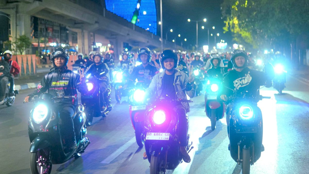 Asmo Sulsel Ajak 300 Komunitas Scoopy Touring Malam Sambil Kampanyekan #Cari_Aman