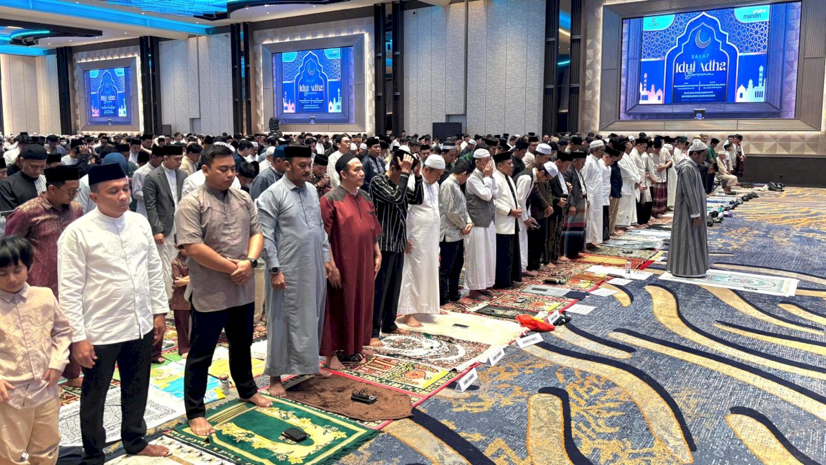 Lebih 5.000 Jamaah Ikut Salat Iduladha di Sandeq Ballroom Claro Makassar