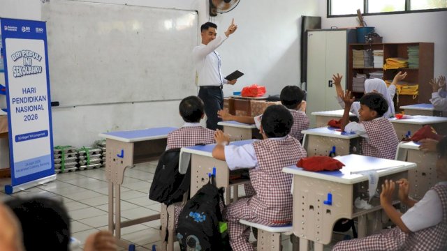 BRI Peduli edukasi literasi keuangan untuk Siswa SD di Bandung. Foto: Istimewa.