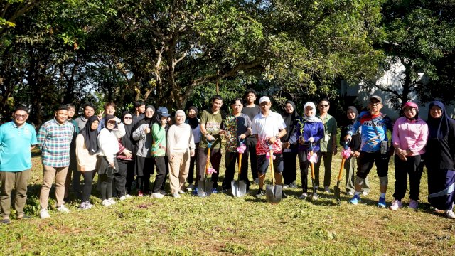 Peluncuran program Teman Jalan Insan Kalla di Hari Limgkungan Hidup Sedunia. Foto: Istimewa.