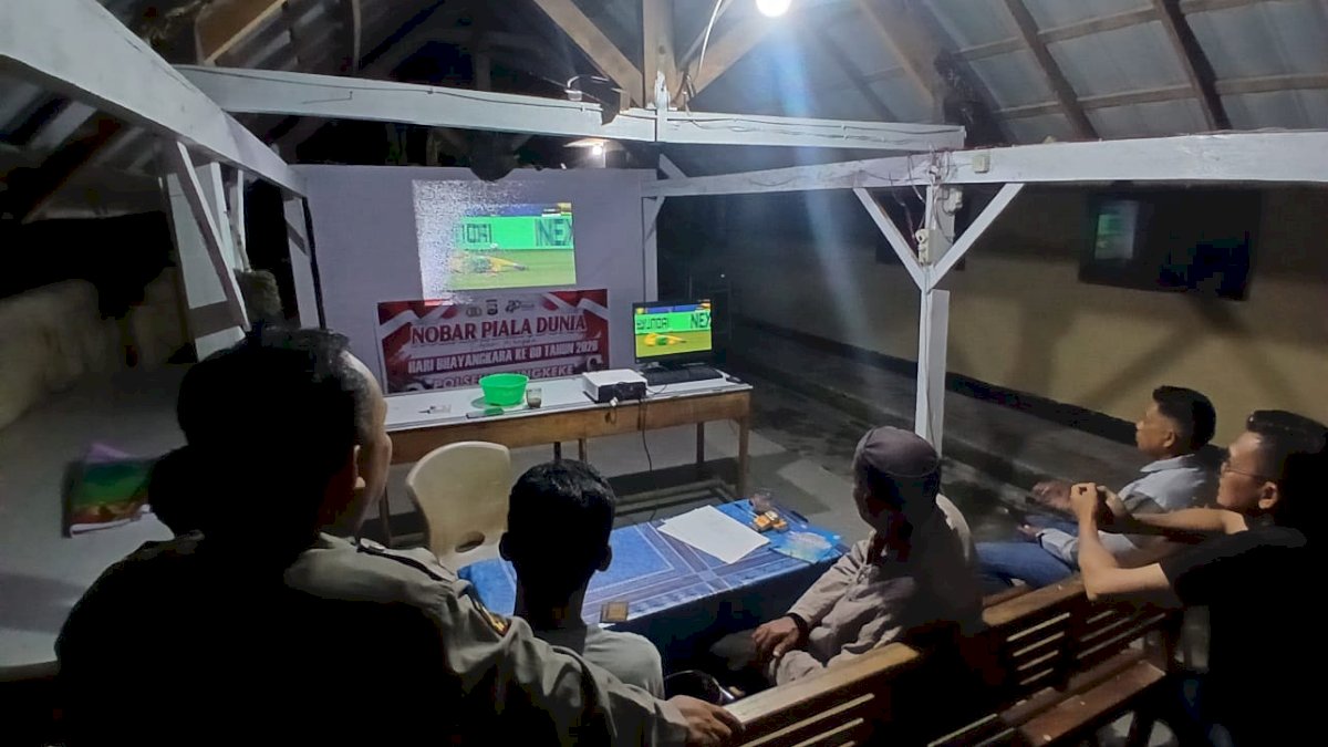 Geliat Piala Dunia 2026 di Jeneponto, Polsek Arungkeke Hadirkan Hiburan dan Rajut Kebersamaan Warga