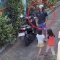 Terekam CCTV, Pria Bermotor Diduga Pamer Alat Kelamin ke Bocah Perempuan di Lorong Makassar