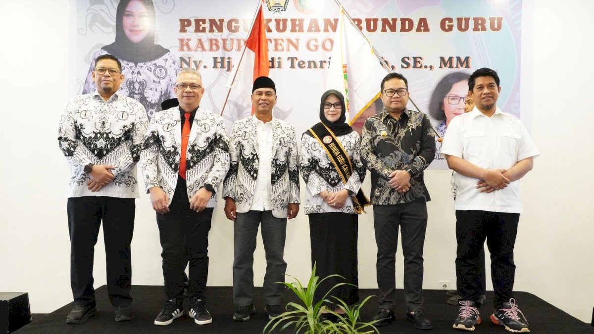Andi Tenri Indah Dikukuhkan Jadi Bunda Guru PGRI Gowa Pertama di Sulsel