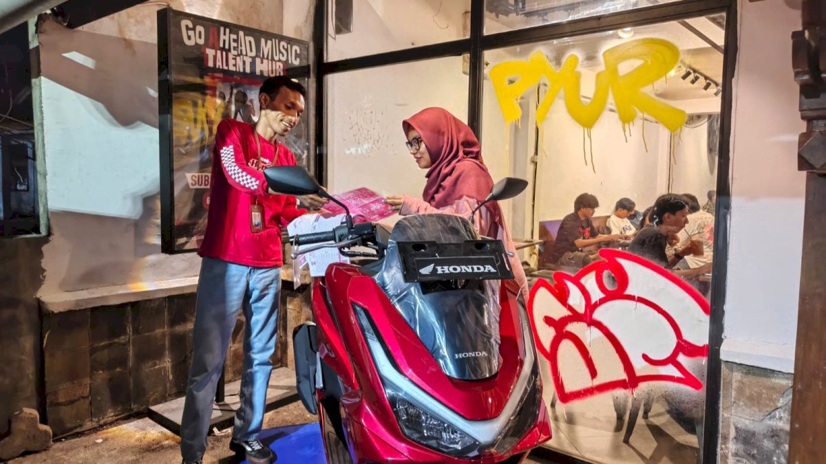 Asmo Sulsel Dekatkan Produk Honda ke Anak Muda Lewat Pameran di Kafe