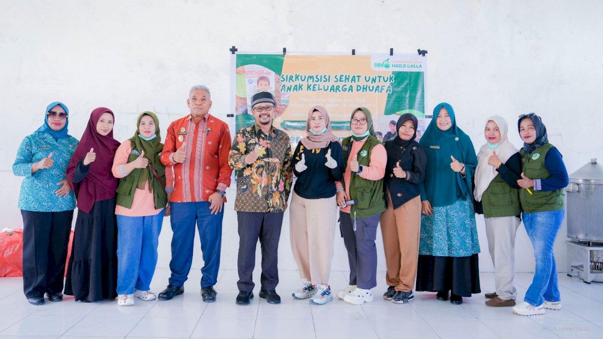 LAZ Hadji Kalla Sunat Gratis 188 Anak Duafa di Buton Tengah