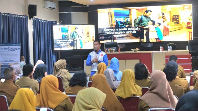 Edukasi keselamatan berkendara Asmo Sulsel. Foto: Istimewa.