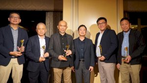Konsistensi Melayani Pelanggan 23 Tahun, Kalla Translog Raih Platinum Fleet Toyota di Jepang