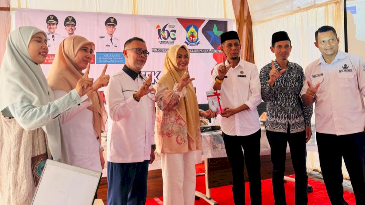 Bachtiar Adnan Kusuma Bekali Pustakawan Jeneponto Mindset Literasi Digital