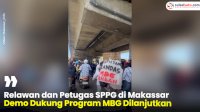 VIDEO: Relawan dan Petugas SPPG di Makassar Demo Dukung Program MBG Dilanjutkan