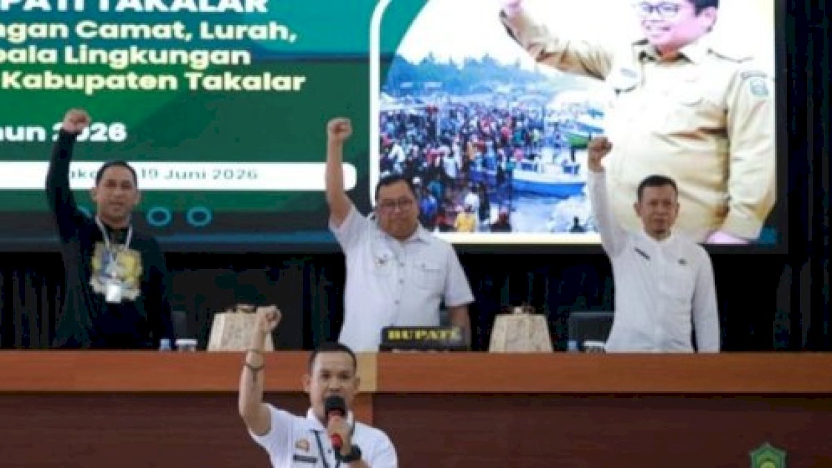 Bupati Takalar Perkuat Barisan Pelayanan Publik, Kepala Lingkungan Jadi Garda Terdepan Masyarakat