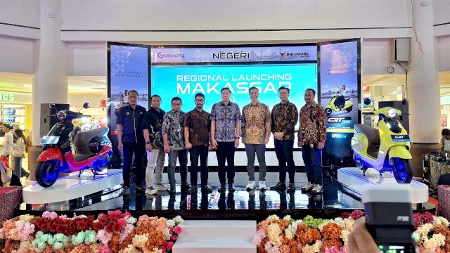Peluncuran QT Series dan Tyranno X di MP Makassar yang dihadiri manajemen PT Indomobil eMotor Internasional dan Galesong eMotor Pratama. Foto: Sri Wahyu Diastuti / Sulselsatu.com.