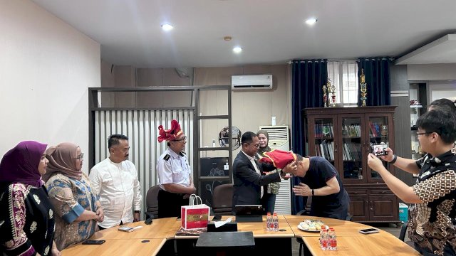 istimewa