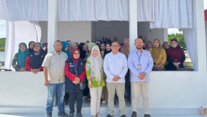OJK Sulselbar Edukasi Keluarga Nelayan Sinjai, Perkuat Literasi Keuangan Masyarakat Pesisir