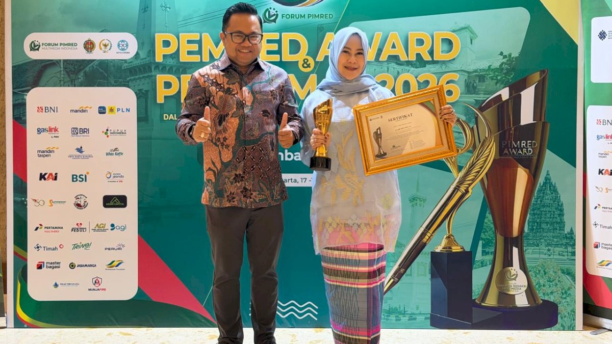 Dorong Keterbukaan Informasi, Andi Tenri Indah Raih Penghargaan di Forum Pimpinan Redaksi Multimedia Indonesia