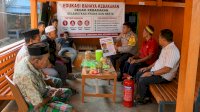 Antisipasi Kebakaran Lahan, Polisi di Arungkeke Jeneponto Edukasi Warga Soal Bahaya Bakar Sampah