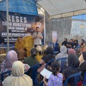 Warga Mandala Curhat Soal Tawuran dan Banjir ke Andre Tanta