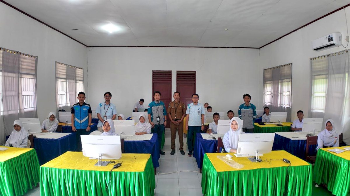 PLN UIP Sulawesi Salurkan Fasilitas TIK untuk Dukung Digitalisasi Pendidikan di Morowali