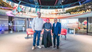 Indosat Catat Pertumbuhan Double Digit, Percepat Transformasi Berbasis AI