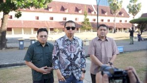 Munafri Dampingi Fadly Zon Tinjau Benteng Rotterdam Persiapan Revitalisasi