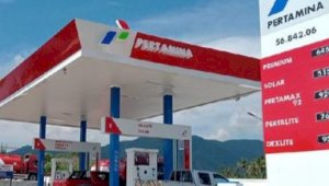 Diduga Jual BBM Subsidi Ilegal, Komisi lll DPR RI Rudianto Lallo Desak Polda Sulsel Periksa Semua SPBU di Takalar