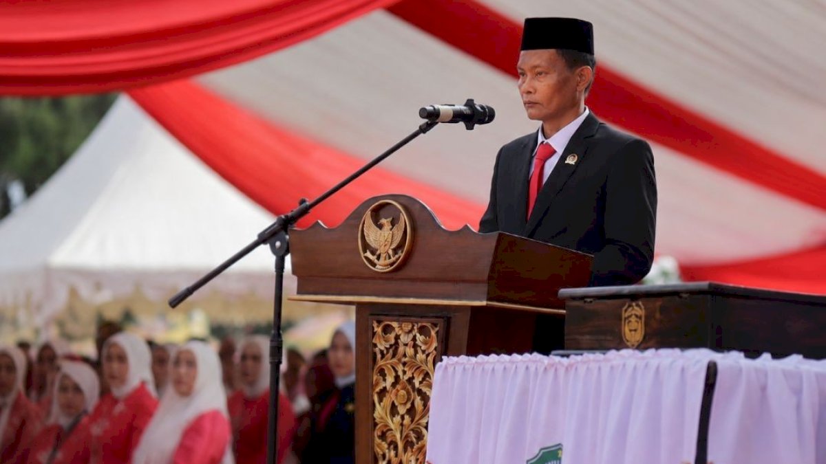Dari Podium Proklamasi, Wakil Ketua DPRD Kabupaten Luwu Timur Ajak Generasi Muda Isi Kemerdekaan dengan Prestasi