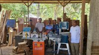 PLN UIP Sulawesi Salurkan Bantuan Peralatan Produksi, Berdayakan UMKM Mebel di Pohuwato