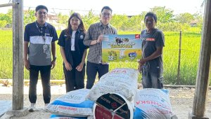 Kekeringan Melanda Sidrap, Asmo Sulsel dan FIFGroup Bantu Petani Massappa 3