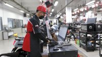 Bukan Cuma Ganti Oli, Ini Panduan Servis Motor untuk Pengendara Wanita
